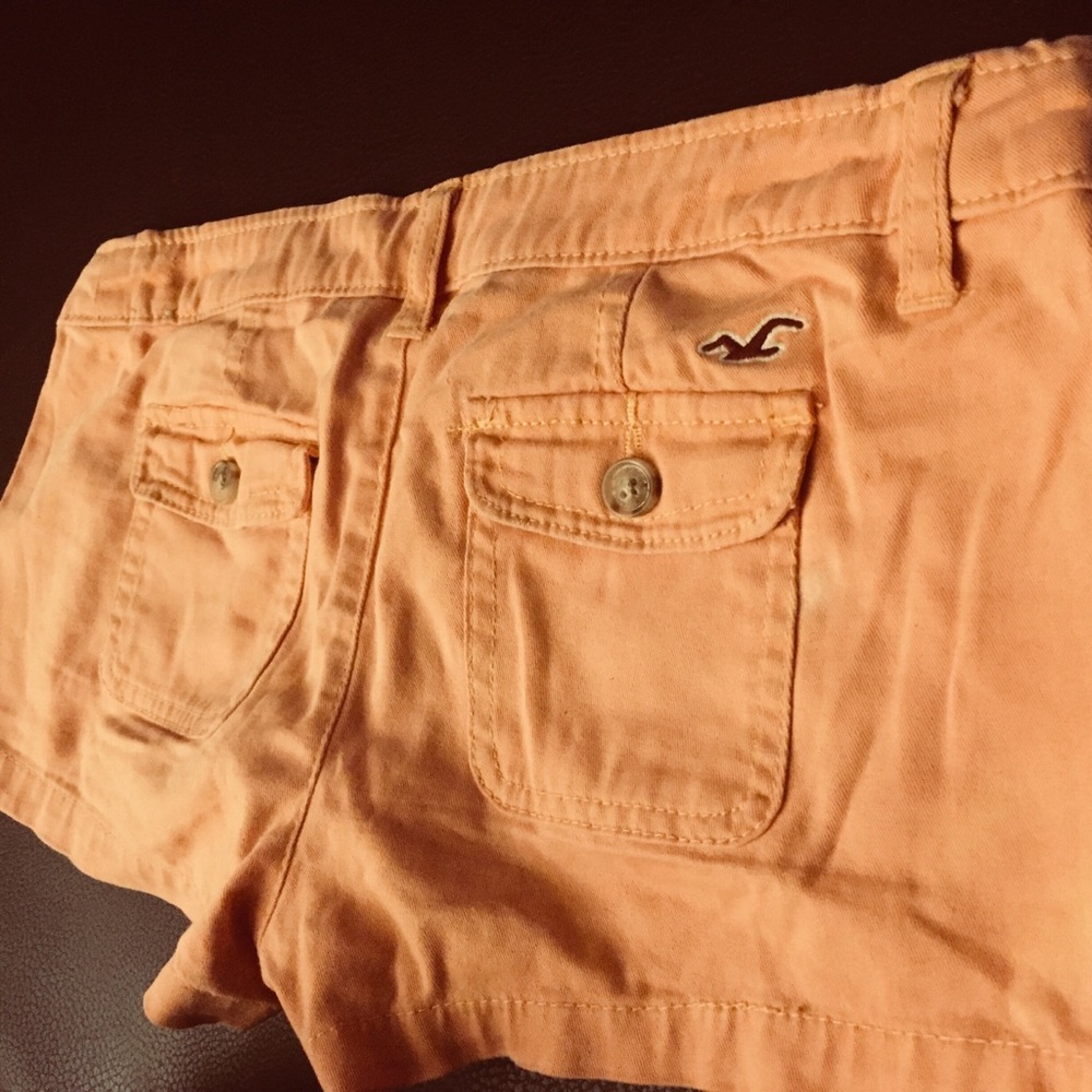 ORANGE HOLLISTER SHORTS - Picture 2 of 2